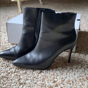 Aldo pointed boots worn only once